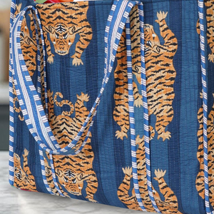 กระเป๋าถือสะพายไหล่ขนาดใหญ่สำหรับขายส่ง กระเป๋าช้อปปิ้งใช้ได้ทุกวัน ลายเสือแบบเย็บติดกัน สำหรับใช้ในชีวิตประจำวัน - Product Image 6