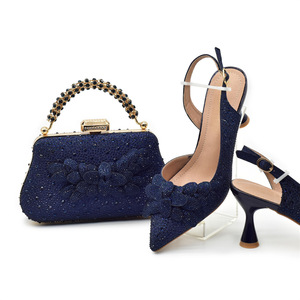 <span class=keywords><strong>Scarpe</strong></span> da Donna in Oro Rosa con Pietre e Fiori, Set di <span class=keywords><strong>Scarpe</strong></span> e Borse Italiane Abbinate alla Moda - Product Image 6
