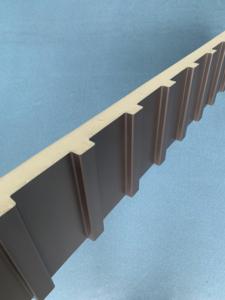 Panneaux sandwich pour toiture en polyuréthane métallique pour entrepôts frigorifiques, panneau sandwich en aluminium PIR pour toiture, isolé et ignifuge - Product Image 5