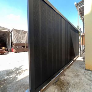 Villa entrepôt usine <span class=keywords><strong>extérieur</strong></span> grande <span class=keywords><strong>porte</strong></span> composite <span class=keywords><strong>bois</strong></span> plastique wpc électrique automatique - Product Image 2