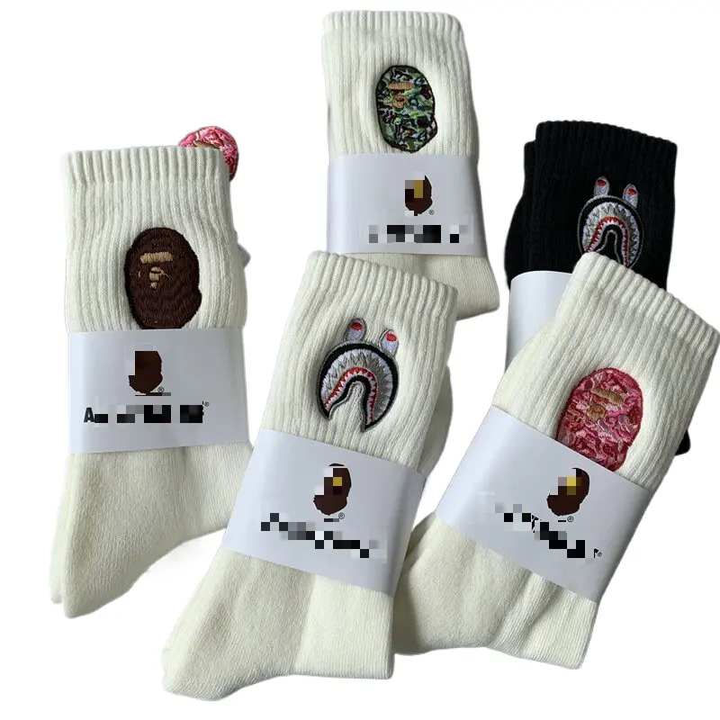 High Quality Embroidery Logo Custom Men Women Sports Socks Jacquard Cotton Custom Length