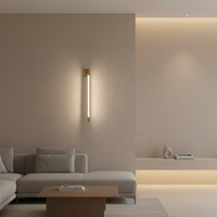 Lámpara de Pared LED Dorada de Diseño Moderno para Sala de Estar, Estilo Nórdico, Tira Larga, Lámpara de Pared para Dormitorio de Hotel, Luz de Fondo para Cabecera
