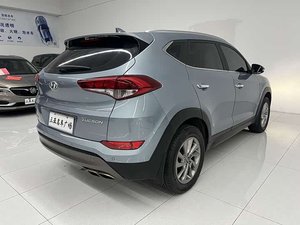 Personalización Interior, <span class=keywords><strong>Precio</strong></span> Bajo en China 2015, para <span class=keywords><strong>Tucson</strong></span> Turbo, Cuero, R18, Automático, Volante a la Izquierda, 5 Asientos, SUV, <span class=keywords><strong>Gasolina</strong></span>, Auto Usado, Pekín - Product Image 4