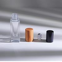 Botol Roller Kaca Berkualitas Tinggi dengan Tutup Bambu Alami, Wadah Roll-on Isi Ulang yang Ramah Lingkungan untuk Minyak Esensial Perawatan Kulit