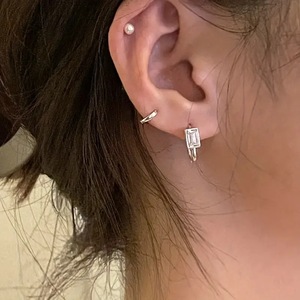 Orecchini a polsino geometrici quadrati da donna, gioielli minimalisti ed eleganti alla moda - Product Image 4