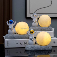 Lampe de chevet astronaute, veilleuse spatiale à piles, figurine spatiale, lampe de bureau