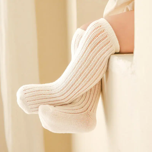 Chaussettes <span class=keywords><strong>de</strong></span> Noël Y-Z en coton peigné respirant à rayures, motif dessin animé mignon, pour bébés et enfants, avec volants, coupe décontractée - Product Image 4