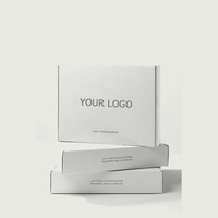 Caja de cartón impresa en color grande del fabricante Caja de ropa de correo Cajas de envío personalizadas corrugadas con embalaje de logotipo
