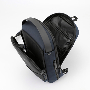 Sac bandoulière antivol pour homme, sac de poitrine, sac banane, sac messager avec serrure à code, idéal pour les loisirs, les activités de plein air et les voyages - Product Image 4