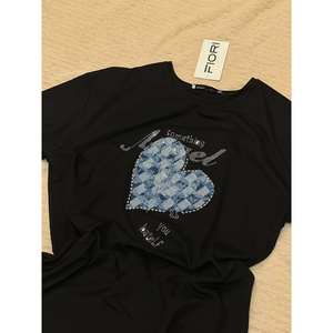 เสื้อยืดพิมพ์ลายหัวใจสำหรับผู้หญิงของอิโอเรลผ้าฝ้ายเจอร์ซีย์ 100% ระบายอากาศได้ดี แขนเสื้อปกติ - Product Image 2