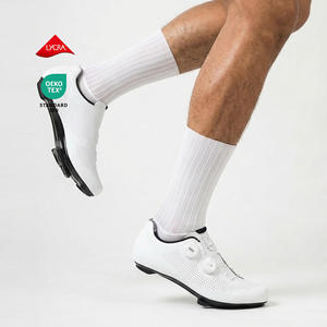 Chaussettes de cyclisme professionnelles en gros, logo imprimé personnalisé, séchage rapide, résistantes à la transpiration, chaussettes de sport VTT unisexes - Product Image 1