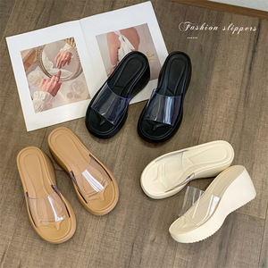 Nouvelles Sandales <span class=keywords><strong>Compensées</strong></span> YuTuo F062 pour Femmes, Modèle 2026, Personnalisables en Usine, avec Bride Transparente en PVC, Vente en Gros, Idéales pour l'Été et l'Extérieur - Product Image 1