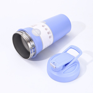 2025 नया डिजाइन 24oz डबल दीवार स्टेनलेस स्टील स्पोर्ट्स प्रोटीन शेकर कप पोर्टेबल कस्टम लोगो शेकर बोतल - Product Image 3