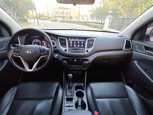 Hyundai Tucson 2015 SUV 5 Porte 5 Posti Guida a Sinistra Usato ad Alto Rapporto Qualità-Prezzo - Product Image 6