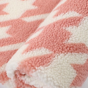 100% полиэстер, жаккардовая ткань с рисунком «гусиные лапки», шерпа, мех ягненка, флисовая ткань - Product Image 4