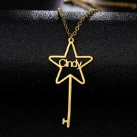 Collier personnalisé avec nom et papillon bohème pour femme, pendentif en acier inoxydable, bijou personnalisé pour animal de compagnie, cadeau pour amie
