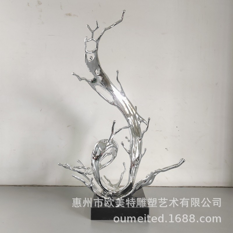 Cast aluminum, electroplated silver, 540x270x760MM (small size)