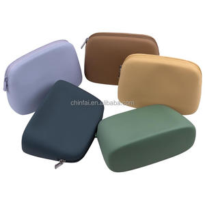 친화이 맞춤형 신형 방수 개인 맞춤 실리콘 고무 화장품 파우치 메이크업 가방 뷰티 케이스 - Product Image 5