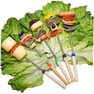 Tenedores telescópicos profesionales de acero inoxidable para barbacoa, palitos para asar malvaviscos con mango de madera, ecológicos y resistentes al calor. - Product Image 2