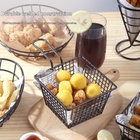 Panier à frites conique en fil de fer noir robuste avec poignée pour servir frites, poulet, mozzarella, snacks, idéal pour la maison, les barbecues, les fêtes et les événements en extérieur