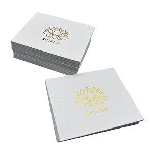 Cartes de visite professionnelles personnalisées haut de gamme en papier épais avec impression typographique et finition gaufrée sur papier de luxe - Product Image 4