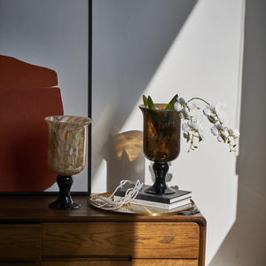 Lampe à vent de style français haut de gamme nordique, porte-bougie, vase en verre à double usage, style rétro, vase à fleurs doux pour la maison, ornements de vase - Product Image 4