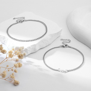 Bộ vòng tay cặp đôi thép không gỉ mạ vàng kiểu dáng tối giản sang trọng - 2 chiếc, bán buôn - Product Image 5