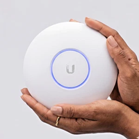 Punto de Acceso Inalámbrico Ubiquiti UniFi U7-PRO-MAX Tri-Banda WiFi 7 Unify con 8 Flujos Espaciales y Puerto Ethernet 2.5G 802.11BE
