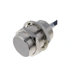 Controlador PLC E2E-X10Y1-Z, Módulo Servidor con Comunicación Modbus, Nuevo y Original, Disponible para Entrega Inmediata - Product Image 1