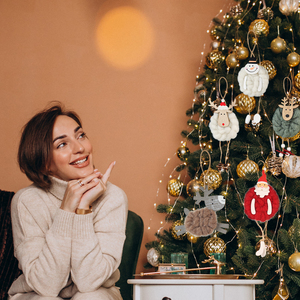 5Pcs Cây Giáng Sinh Treo Trang Trí Cảm Thấy Len Santa Snowman Tuần Lộc Đồ Trang Trí Poked Kim Cảm Thấy Hàng Thủ Công Cho Trang Trí Nội Thất - Product Image 5