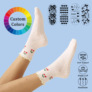 制造商设计师设计棉质女式袜子运动瑜伽普拉提袜子品牌标志防滑抓地力芭蕾舞定制袜子 - Product Image 1