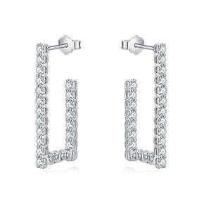 ต่างหูทรงเรขาคณิตประดับมอสซาไนต์สุดหรูสำหรับผู้หญิง ดีไซน์แฟชั่นสีเงิน - Product Image 1