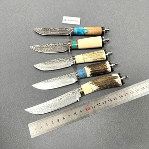 Cuchillo de caza de ciervos para exteriores Damascus, hoja fija de espiga completa con escamas de hueso de ganado, para desollar y supervivencia - Product Image 4