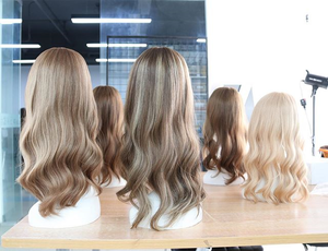 Pelucas de Cabello Humano con Frente de Encaje HD, Doble Trama, Ondas <span class=keywords><strong>Jerry</strong></span>, Rizadas, Rubias con Reflejos Marrones, Cutícula Alineada - Product Image 4