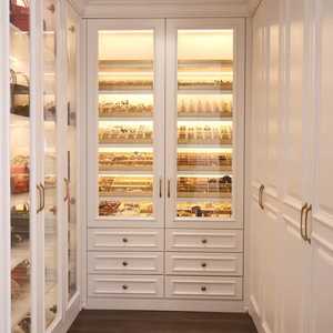 Diseño de Armario Esquinero que Ahorra Espacio para Habitaciones Pequeñas - Product Image 1