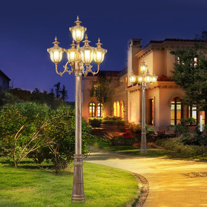 Éclairage solaire extérieur moderne de dessus de poste de parc imperméable de lumière de jardin de LED avec la longue durée de vie pour le paysage - Product Image 1