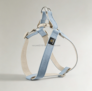 Conjunto de Arnés y Correa para Perro VaryWell, Diseño de Lujo, Transpirable para Verano, para Perros Pequeños, Medianos y Grandes, Regalo para Mascotas en San Valentín - Product Image 2