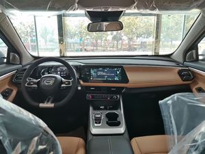 Trumpchi GAC <span class=keywords><strong>GS3</strong></span> R Style 2026 - SUV Internazionale 5 Posti Nuovo Automatico con Motore 1.5T e Trazione Integrale (AWD) - Versione Internazionale - Product Image 6