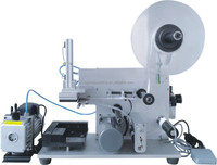 Étiqueteuse automatique d'autocollants pour bouteilles carrées Étiqueteuse de boîtes de conserve pour flacons de bouteilles de table