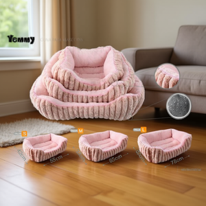 Ensemble de trois pièces en peluche de lapin rose chair, matelassé et carré, pour lits d'animaux de compagnie - Product Image 2
