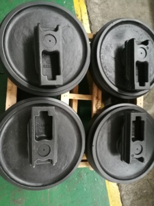 Suku Cadang Undercarriage Excavator Berkualitas Tinggi untuk Grosir, Eceran, dan Pertambangan, Pemasangan Andal, Roda Pandu, Track <span class=keywords><strong>Idler</strong></span> Assy E300B/E300L TIG/SAR - Product Image 2