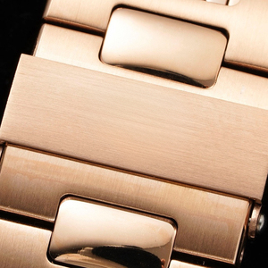 Reloj Deportivo de Pulsera de Oro Personalizado y Sofisticado, Caja Octogonal de Acero Inoxidable, para Actividades al Aire Libre y Negocios - Product Image 6