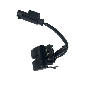 Buse électrique 61668374365 61668374366 pour BMW Série 3 E46, buse de lave-glace chauffante en plastique - Product Image 1