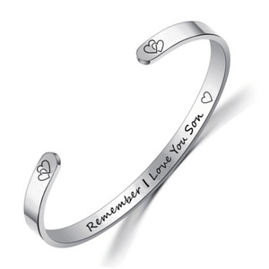 Nouveaux produits Bracelet en acier inoxydable MOM DaD SON DAUGHTER Bracelet en acier inoxydable à ouverture en forme de C avec lettrage - Product Image 2