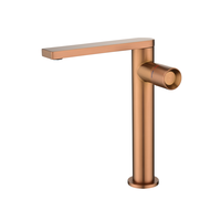 Nouveau design 304 acier inoxydable salle de bains pont monté à une poignée lavabo évier robinets mélangeur d'eau chaude et froide robinet d'eau