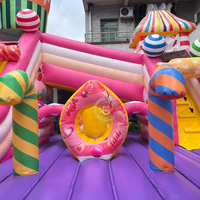 Parc de jeux gonflables Candy Playground, château gonflable, Fun City, parc à thème bonbons