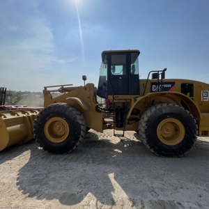 Chargeuse sur pneus Caterpillar 966h d'occasion, moteur diesel CAT, boîte de vitesses de haute qualité, à vendre - Product Image 4