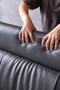 <span class=keywords><strong>Lit</strong></span> double 1,8 mètre en cuir véritable, style simple <span class=keywords><strong>et</strong></span> moderne, très tendance, luxe léger, avec tête de <span class=keywords><strong>lit</strong></span> capitonnée, pour chambre de mariage <span class=keywords><strong>et</strong></span> chambre principale - Product Image 4