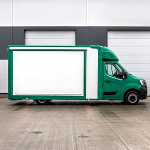 Camionnette mobile blanche pour la livraison d'aliments surgelés, idéale pour la restauration de rue et les cuisines mobiles - Product Image 1