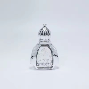 Venta al por mayor de fábrica: Botella de perfume de vidrio de 10 ml personalizada de alta calidad, botella de vidrio vacía para aceite con aplicador roll-on y pulverizador, MOQ 100 unidades. - Product Image 5